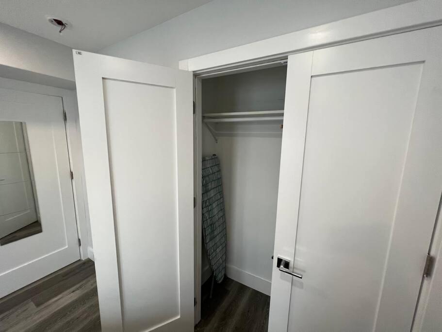 The Chic Suite - 1Br With Luxe Amenities Paterson Esterno foto