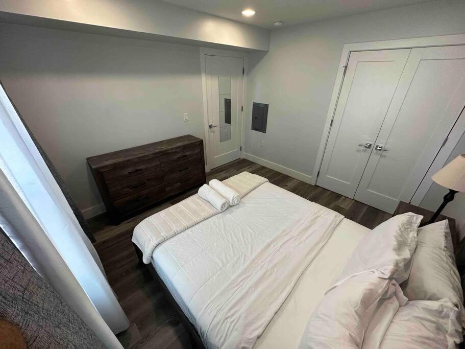 The Chic Suite - 1Br With Luxe Amenities Paterson Esterno foto